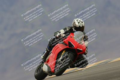 media/Jan-15-2023-SoCal Trackdays (Sun) [[c1237a034a]]/Turn 9 (2pm)/
